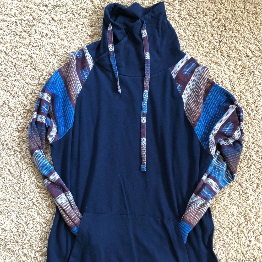 American Rag Longsleeve/ Loose Turtle Neck